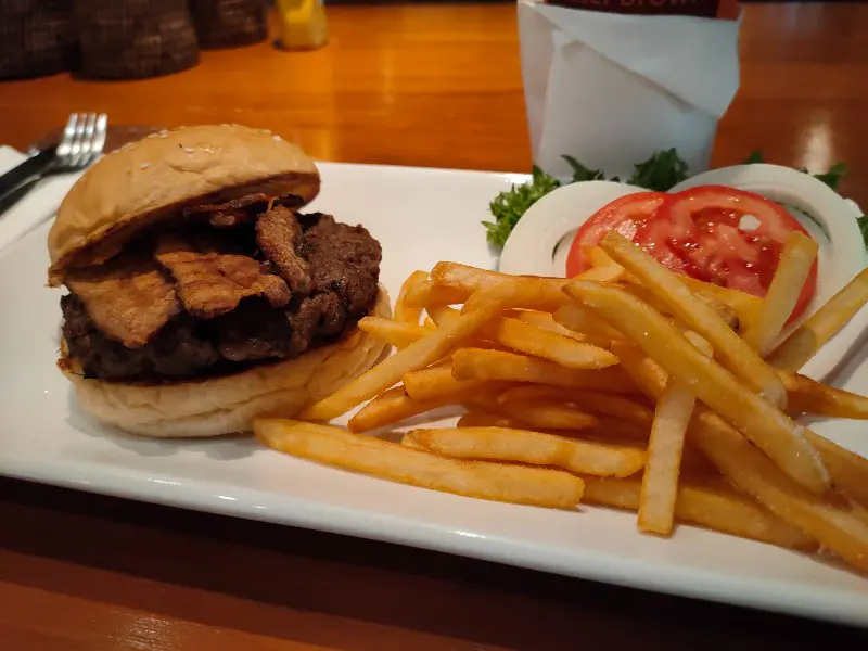 Beef Burger & Fries