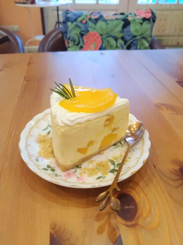 Mango cheese cake