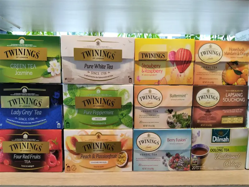 Twinings แบบกล่อง เหมาะสำหรับชงแบบร้อนใส่เหยือก เน้นกลิ่นกับ Texture