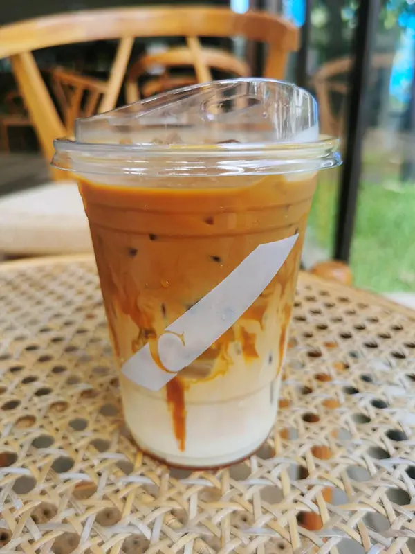 Iced Caramel Macchiato